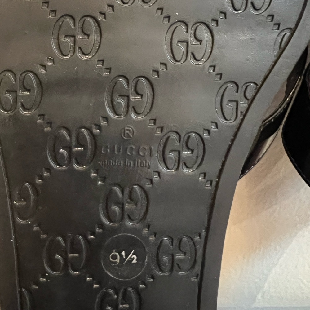 Authentic Gucci Slide In Almost New Condition. Wo… - image 5